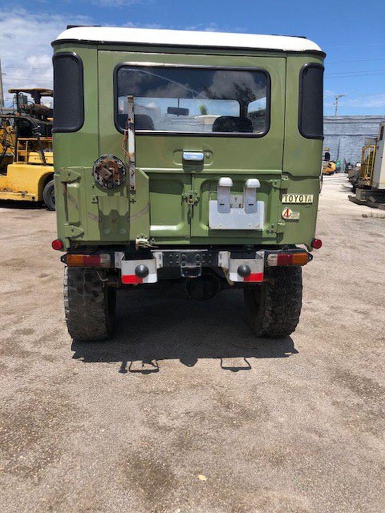 1976 Toyota FJ-40 Land Cruiser -ANTIQUE & COLLECTOR CAR