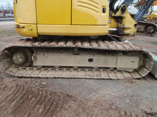 JD 85D EXCAVATOR W/RUBBER TRACKS,