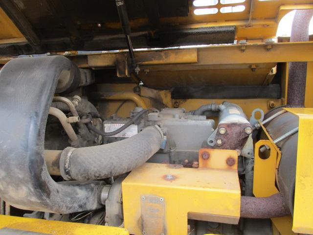 JD 85D EXCAVATOR W/RUBBER TRACKS,