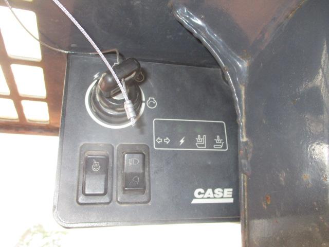 CASE 85XT SKID STEER WITH 74 INCH BKT,