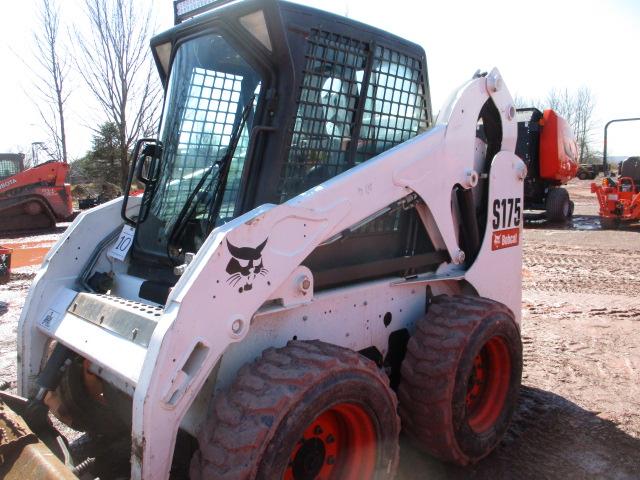 BOBCAT S175 SKID STEER W/CAB, HEAT,