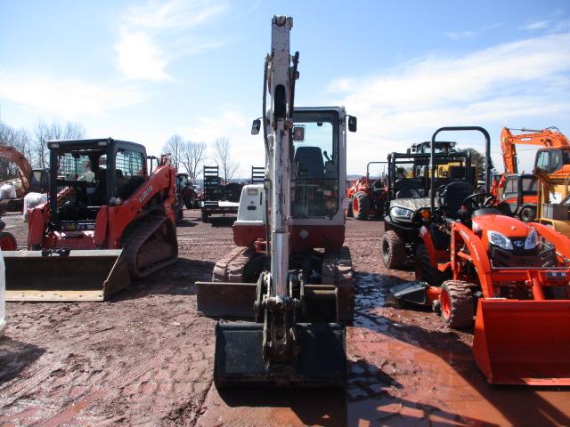 TAKEUCHI TB235 EXCAVATOR