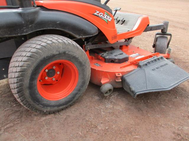 KUBOTA ZG332LP-72 ZERO TURN MOWER,