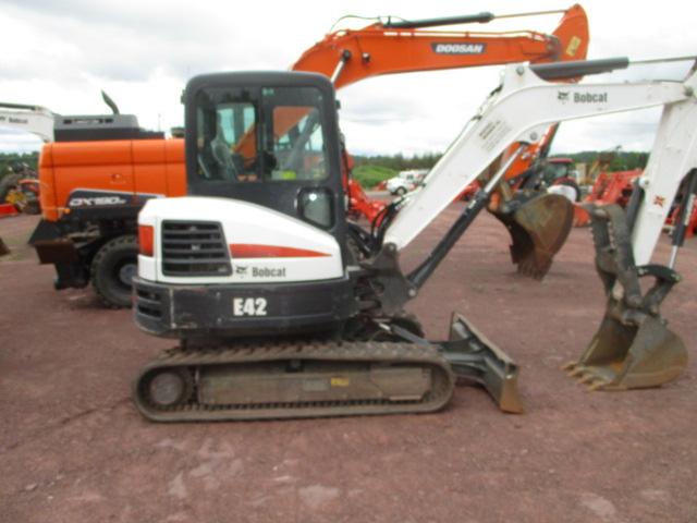 Bobcat Excavator E42 T4