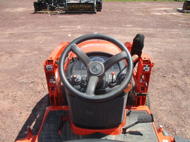 Kubota BX2380TV60 Tractor/Ldr/Mower