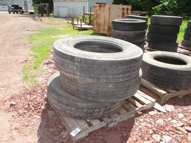 11R 24.5 set of 3 tires