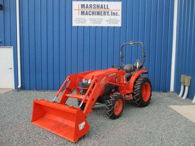 KUBOTA L3901DT TRACTOR w/ Ldr