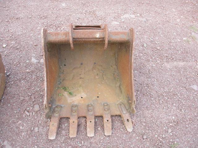 Bobcat 24" QUICK ATTACH BUCKET