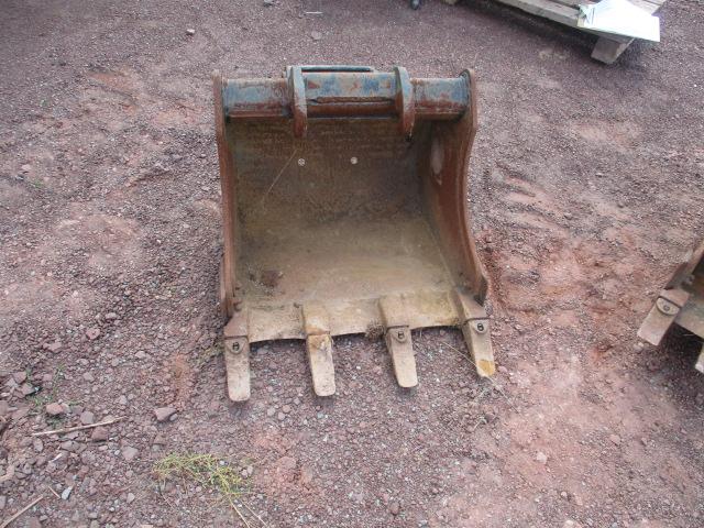 Bobcat 24" HEAVY DUTY BUCKET