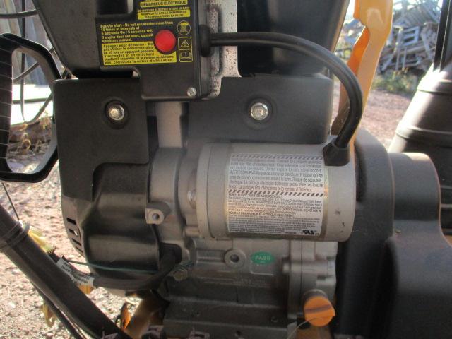 CUB CADET 3X-26 SNOWBLOWER