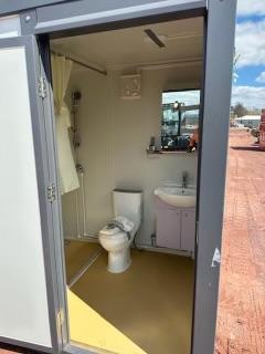 Bastone Portable Toilet Unit