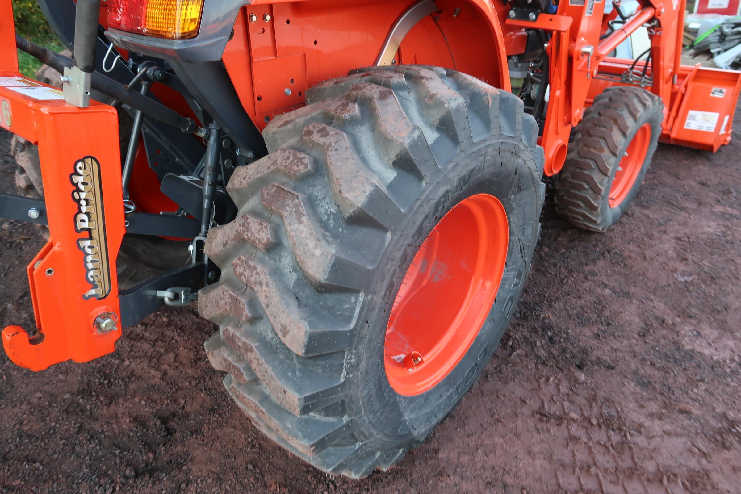 2023 KUBOTA L3902HST TRACTOR