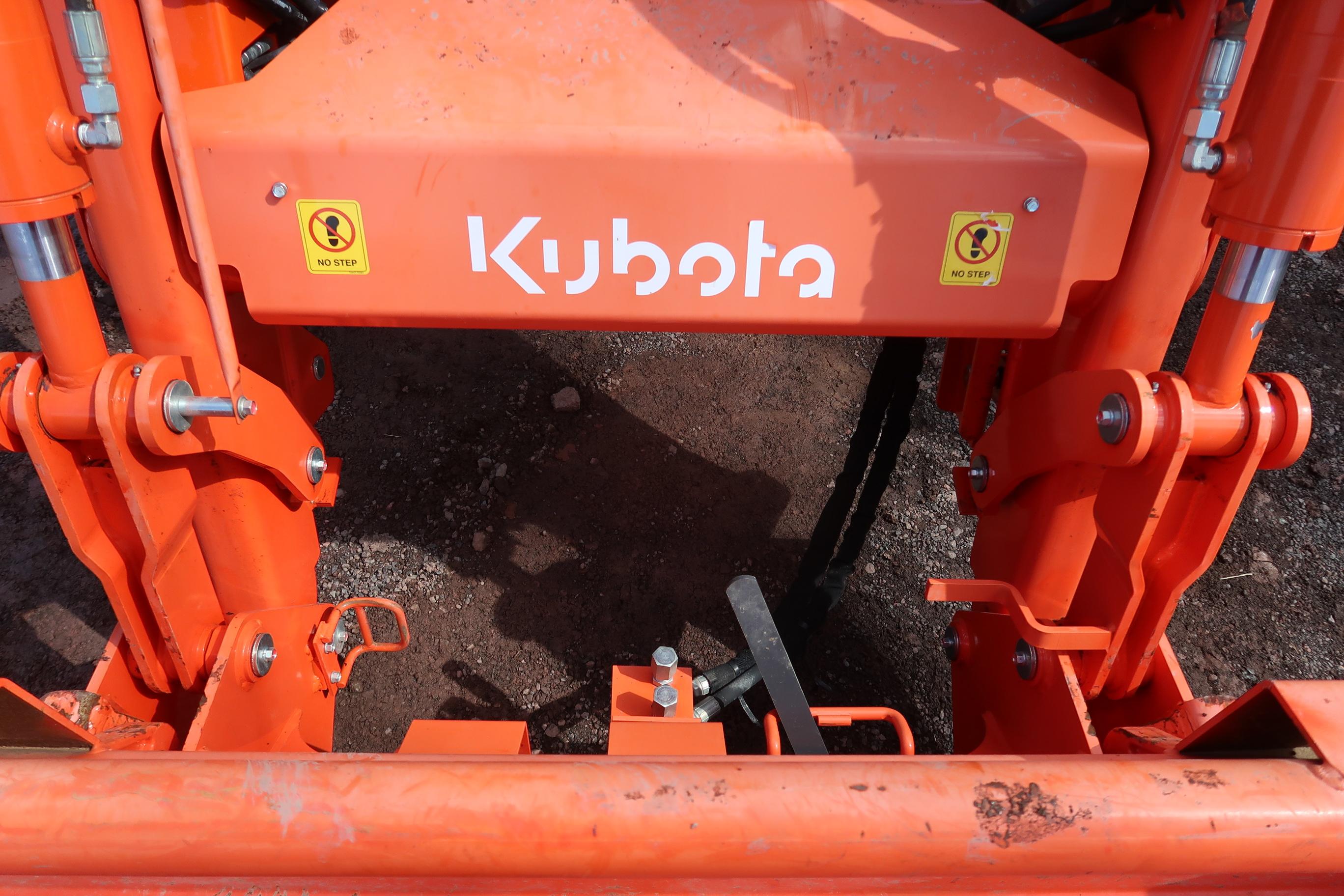 2022 Kubota M7-152D Tractor