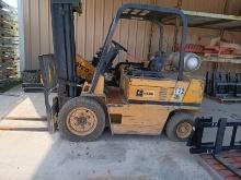 1987 CATERPILLAR V50D FORKLIFT