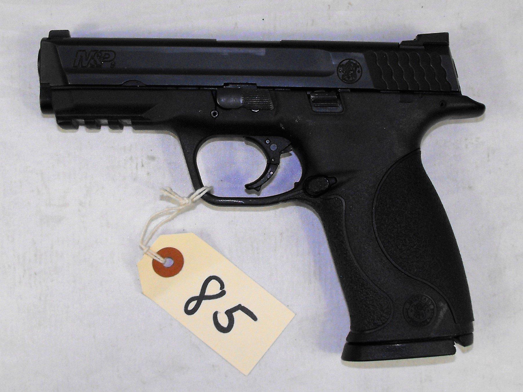 (R) SMITH AND WESSON M&P9 9MM PISTOL