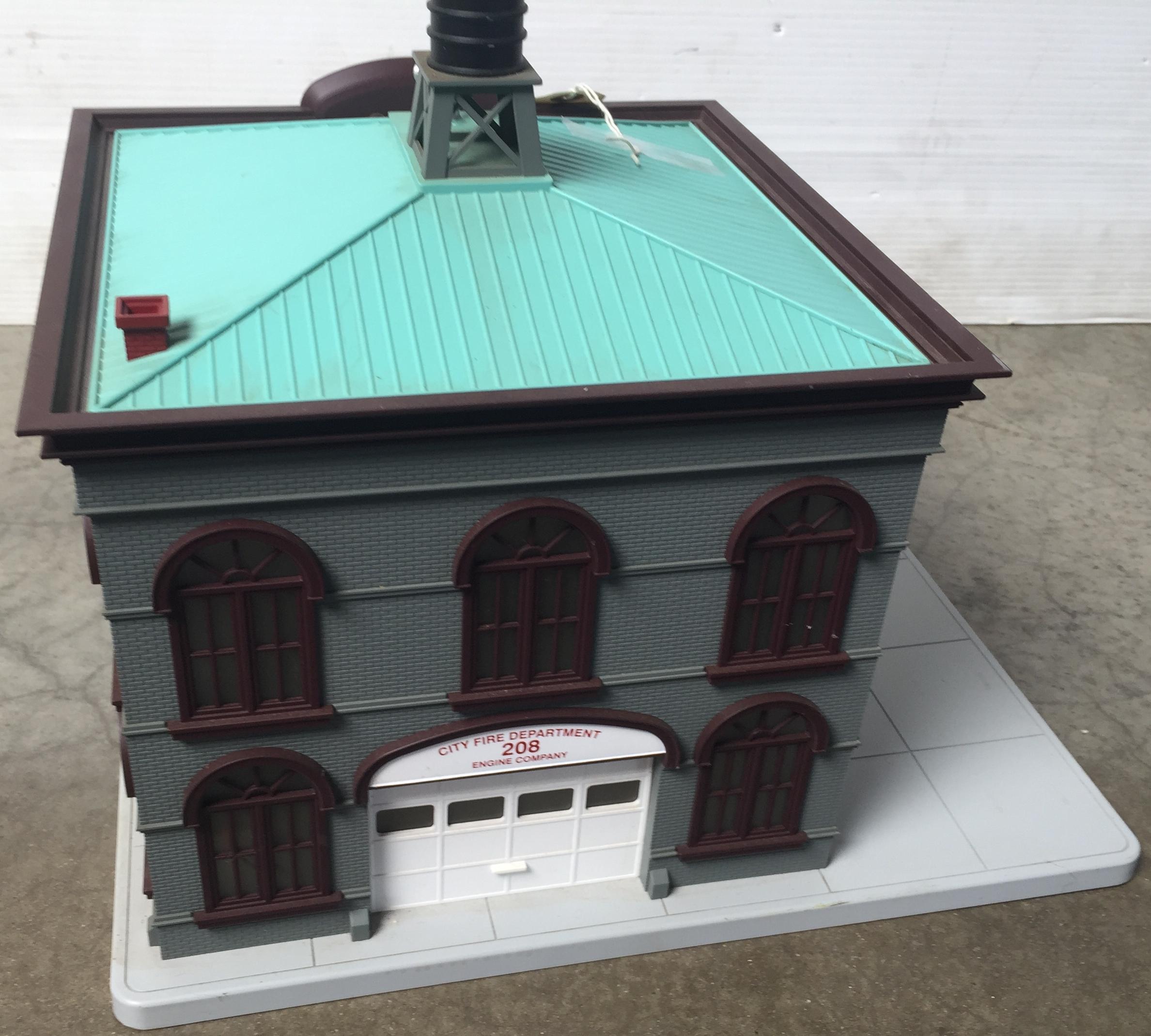 MTH RAIL-KING 30-9159 OPERATING FIREHOUSE