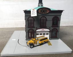 MTH RAIL-KING 30-9159 OPERATING FIREHOUSE