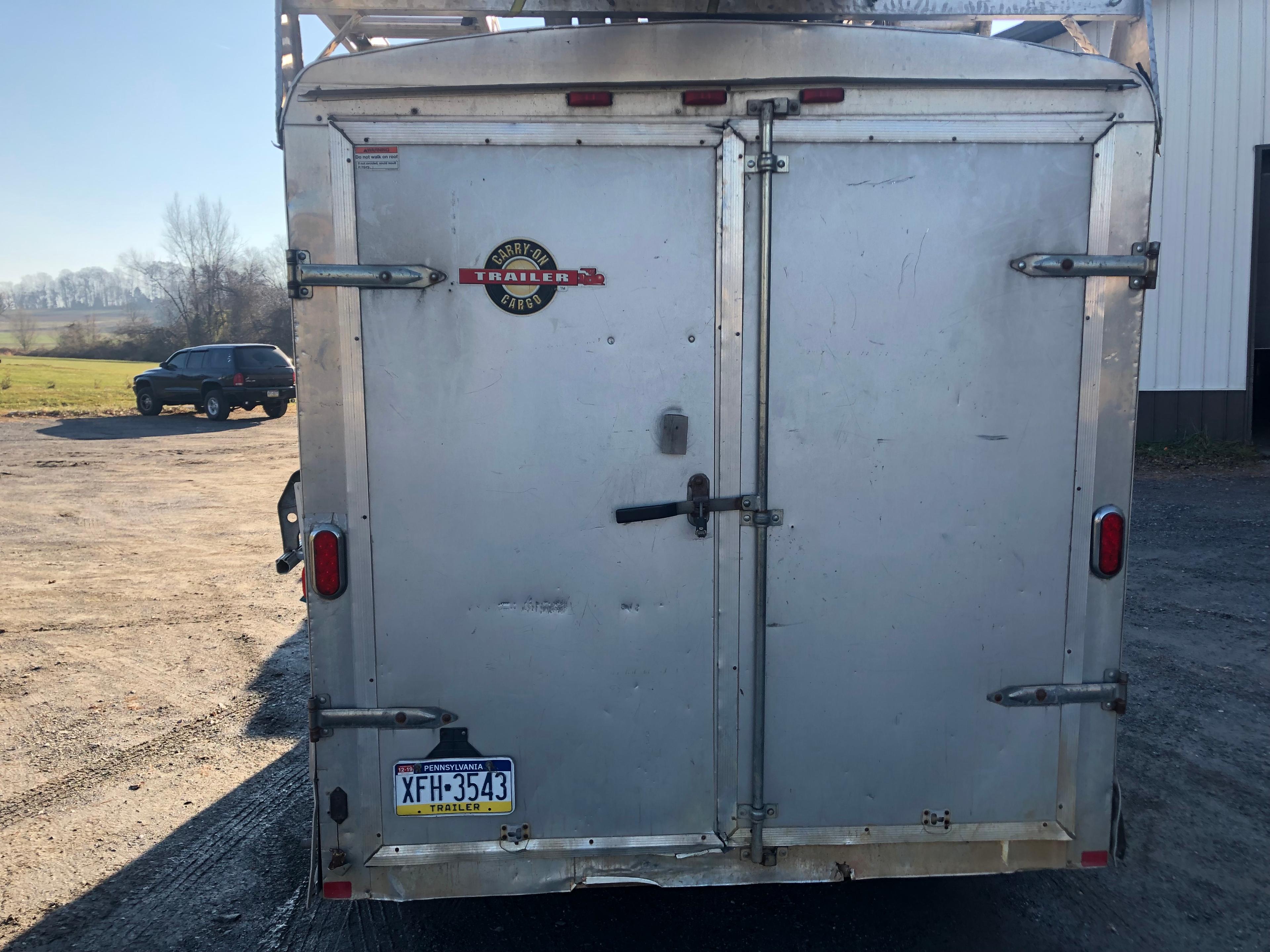 2009 14' Carry On enclosed trailer