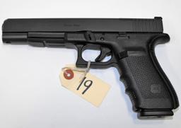 (R) Glock 40 Gen 4 10mm Pistol.