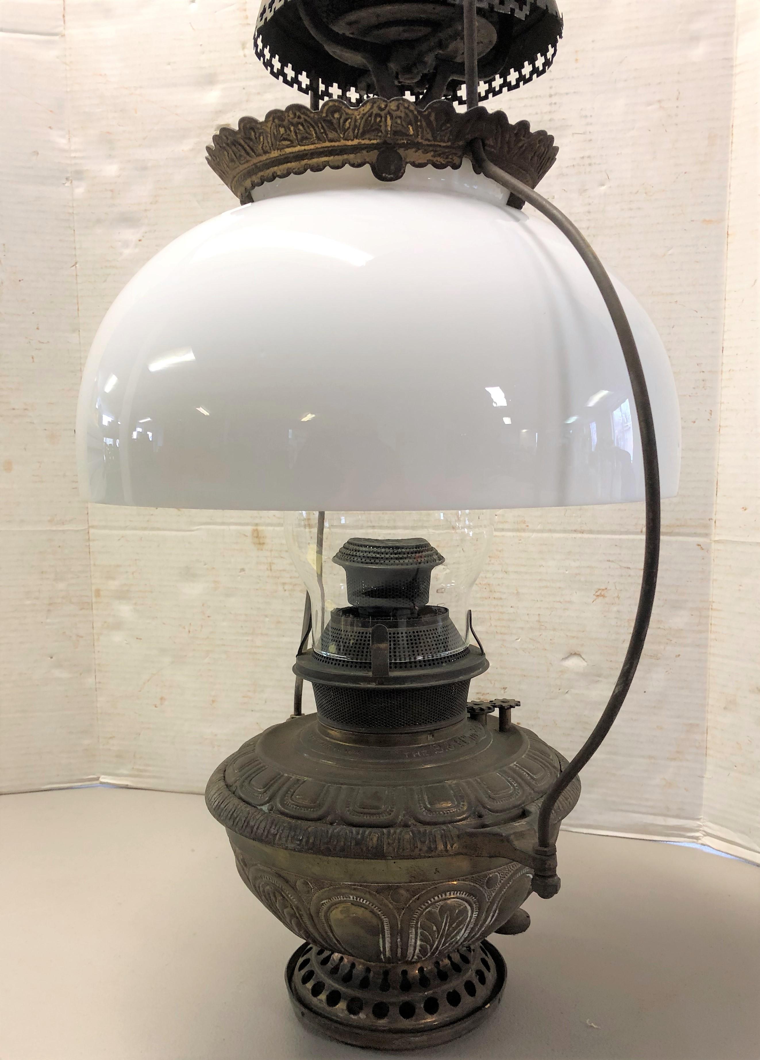Antique Bradley & Hubbard Table Oil Lamp