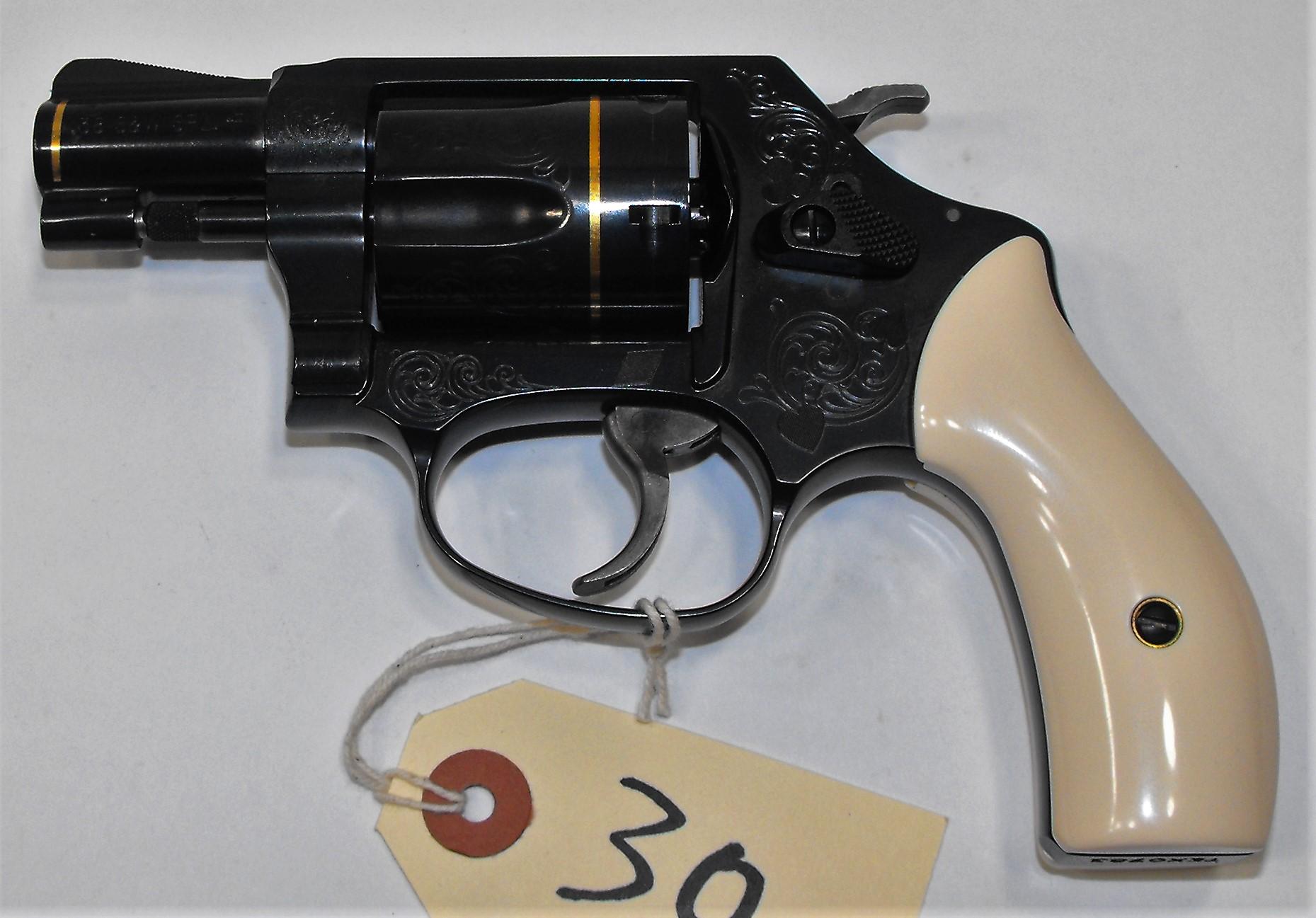 (R) Smith & Wesson 36-10 38 SPL+P Revolver