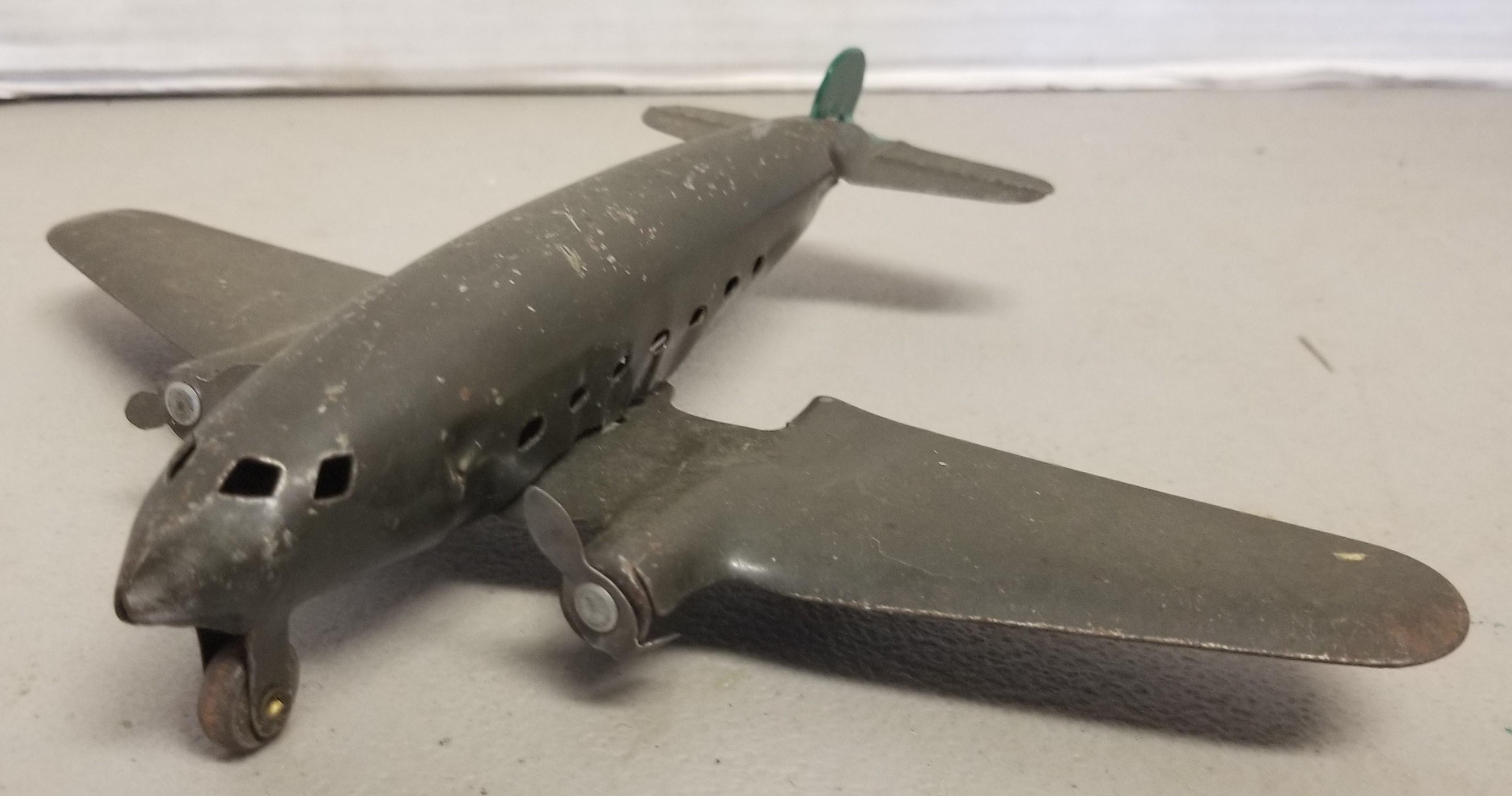 Vintage Tin Toys (3-Pieces)