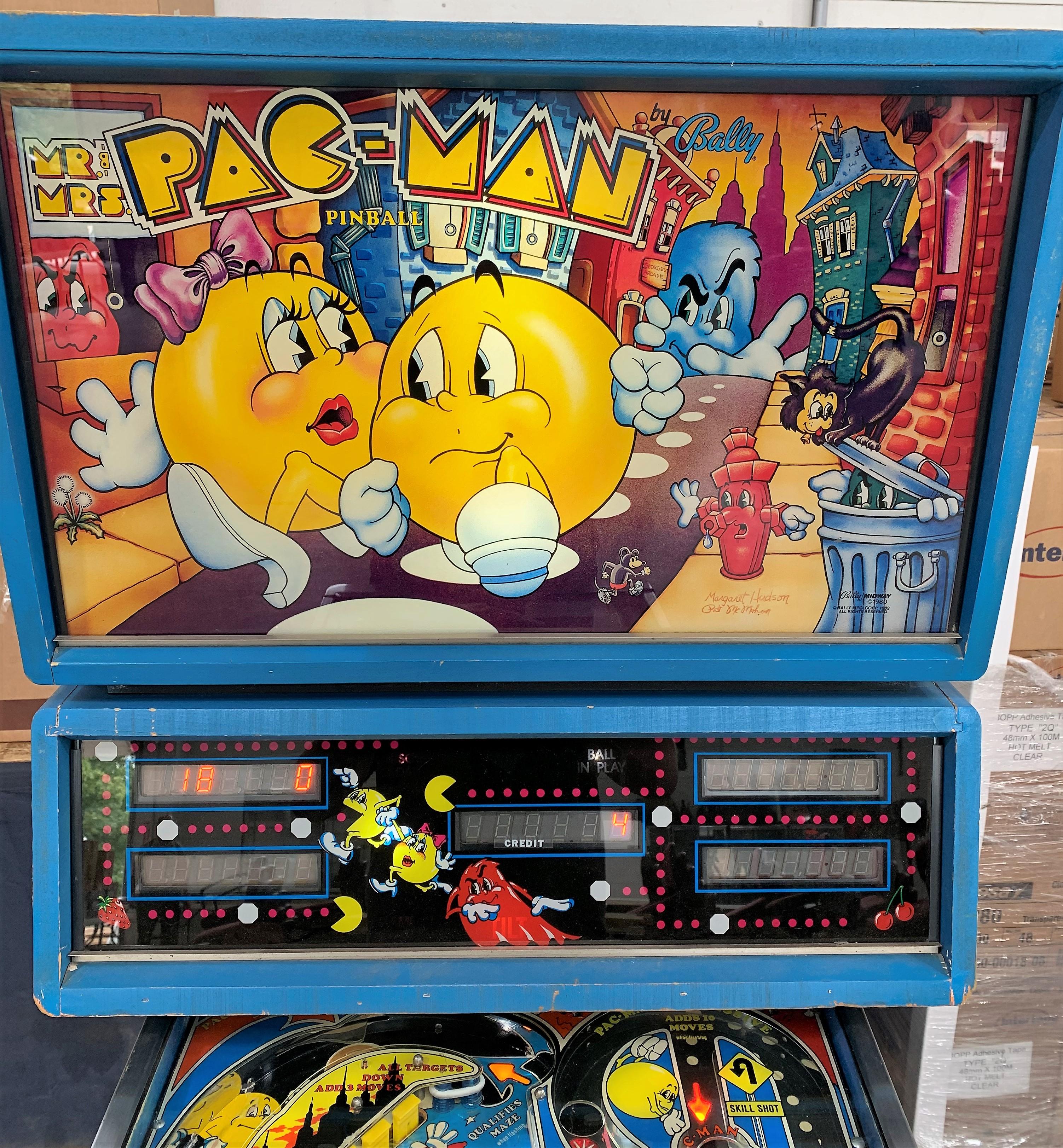 "Mr & Mrs Pac-man" Pinball by Bally