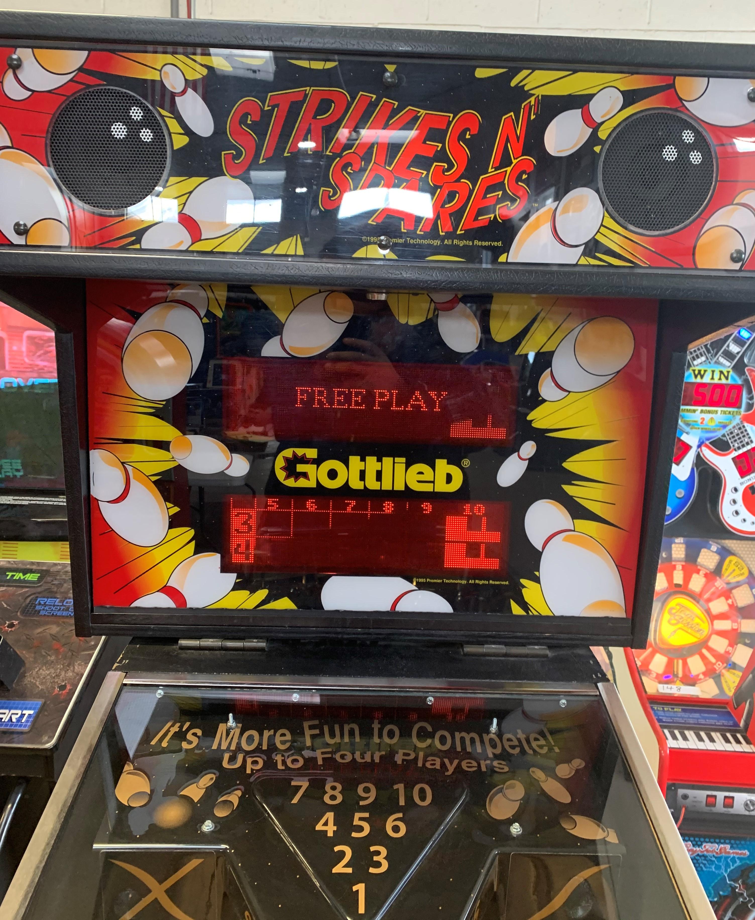 Strikes N' Spare Pinball Machine by Gottlieb