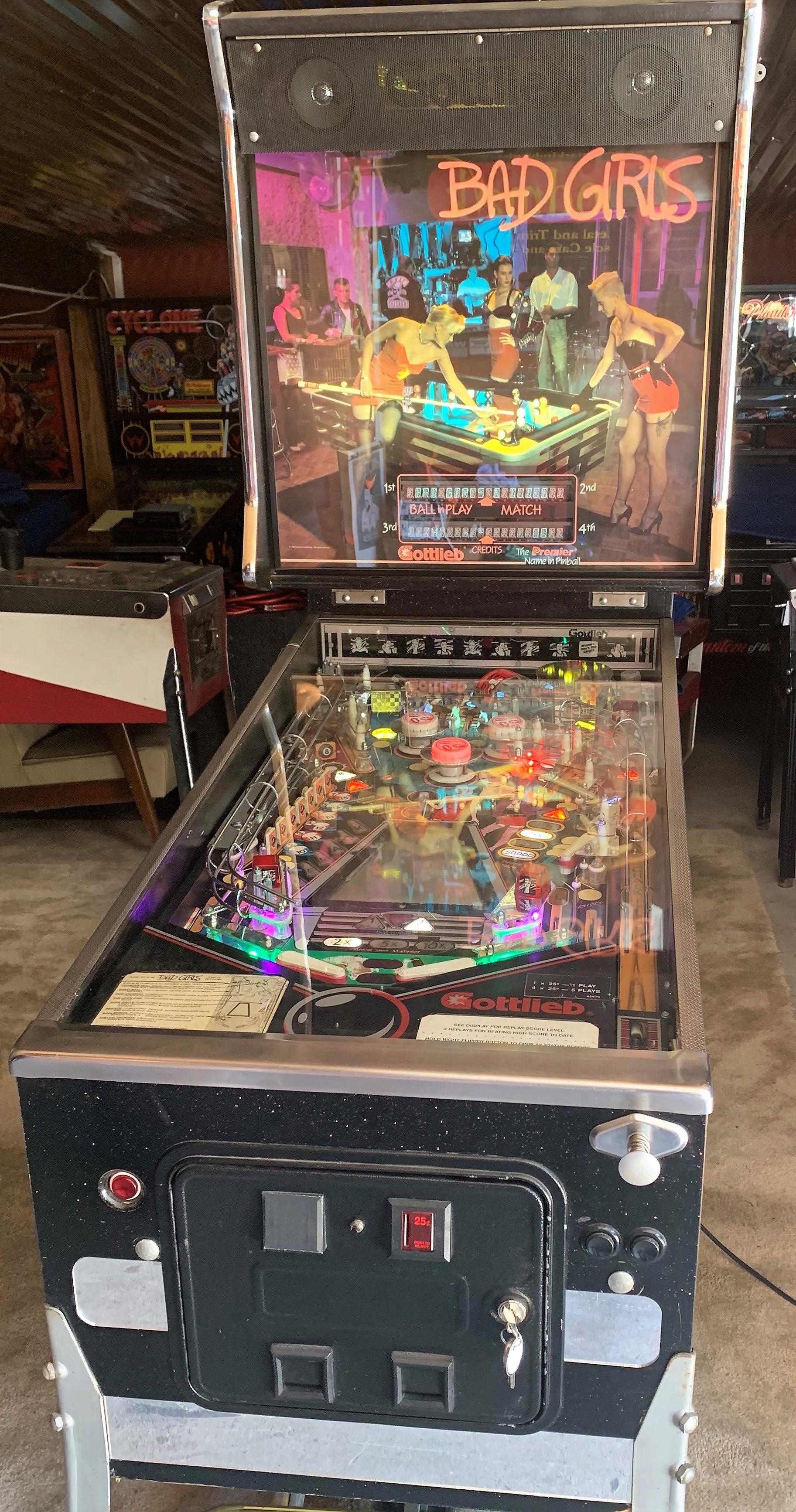 Bad Girls Pinball Machine by Gottlieb