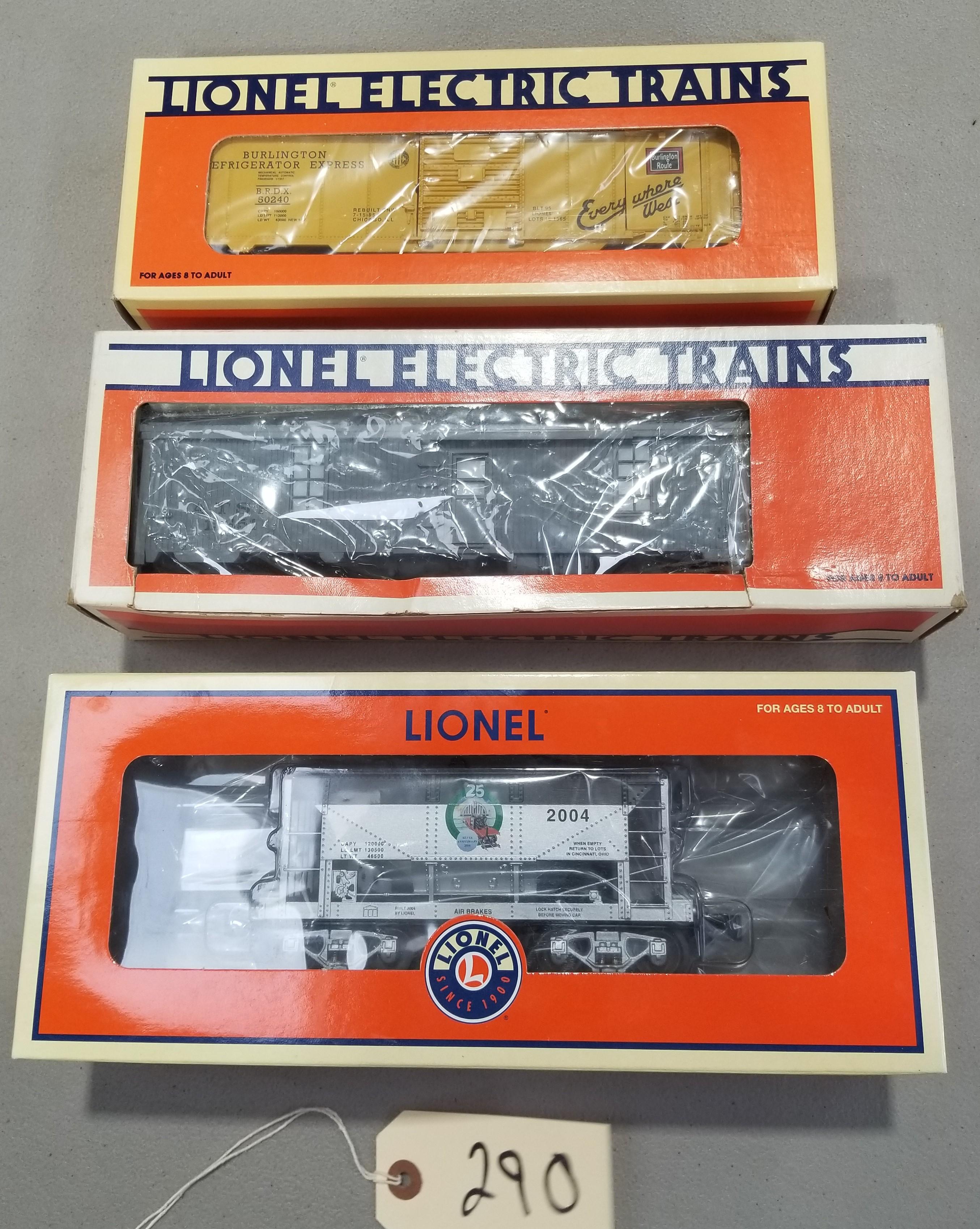 3-Lionel Freight Cars