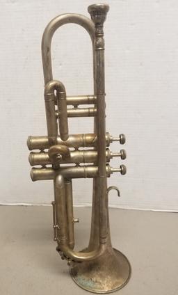 Indiana Music Co. Trumpet in case,