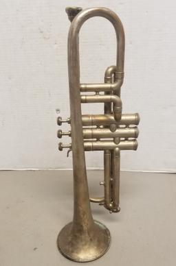 Indiana Music Co. Trumpet in case,