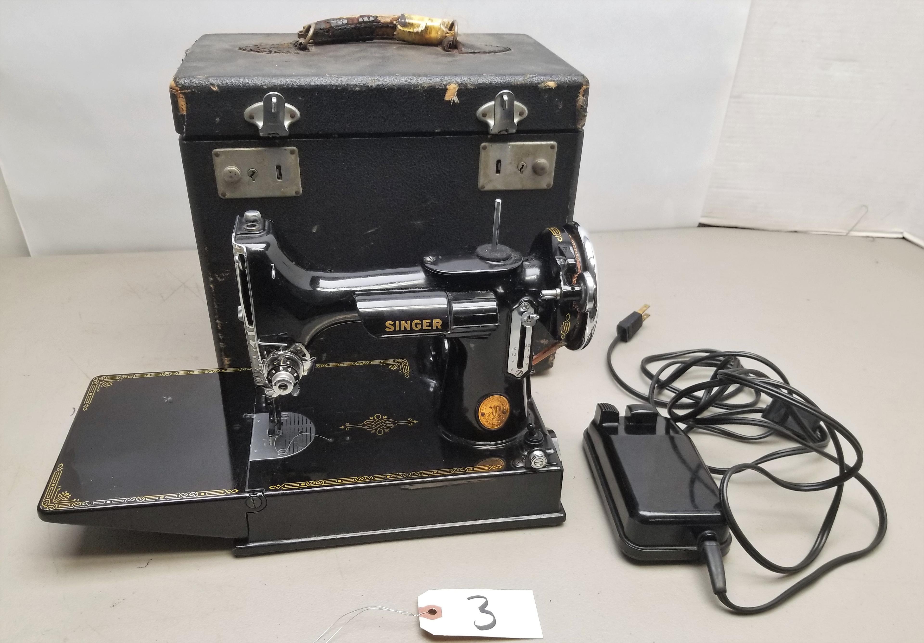 Antique Singer Featherweight Sewing Machine