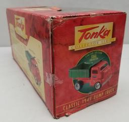 Tonka Collector's Series Classic 1949 Dump Truck