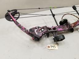Like New Parker Lightning Youth Bow