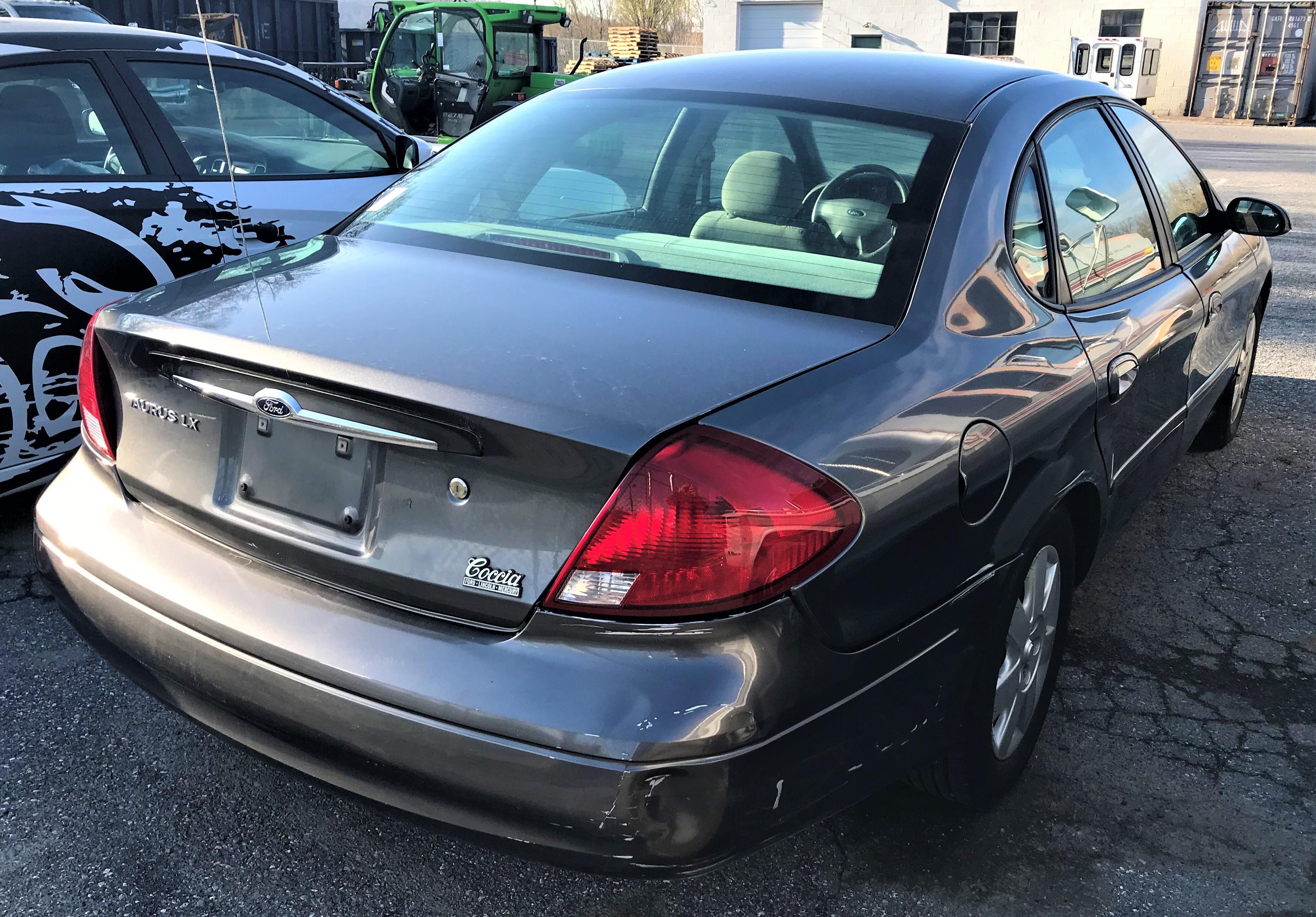 2002 Ford Taurus