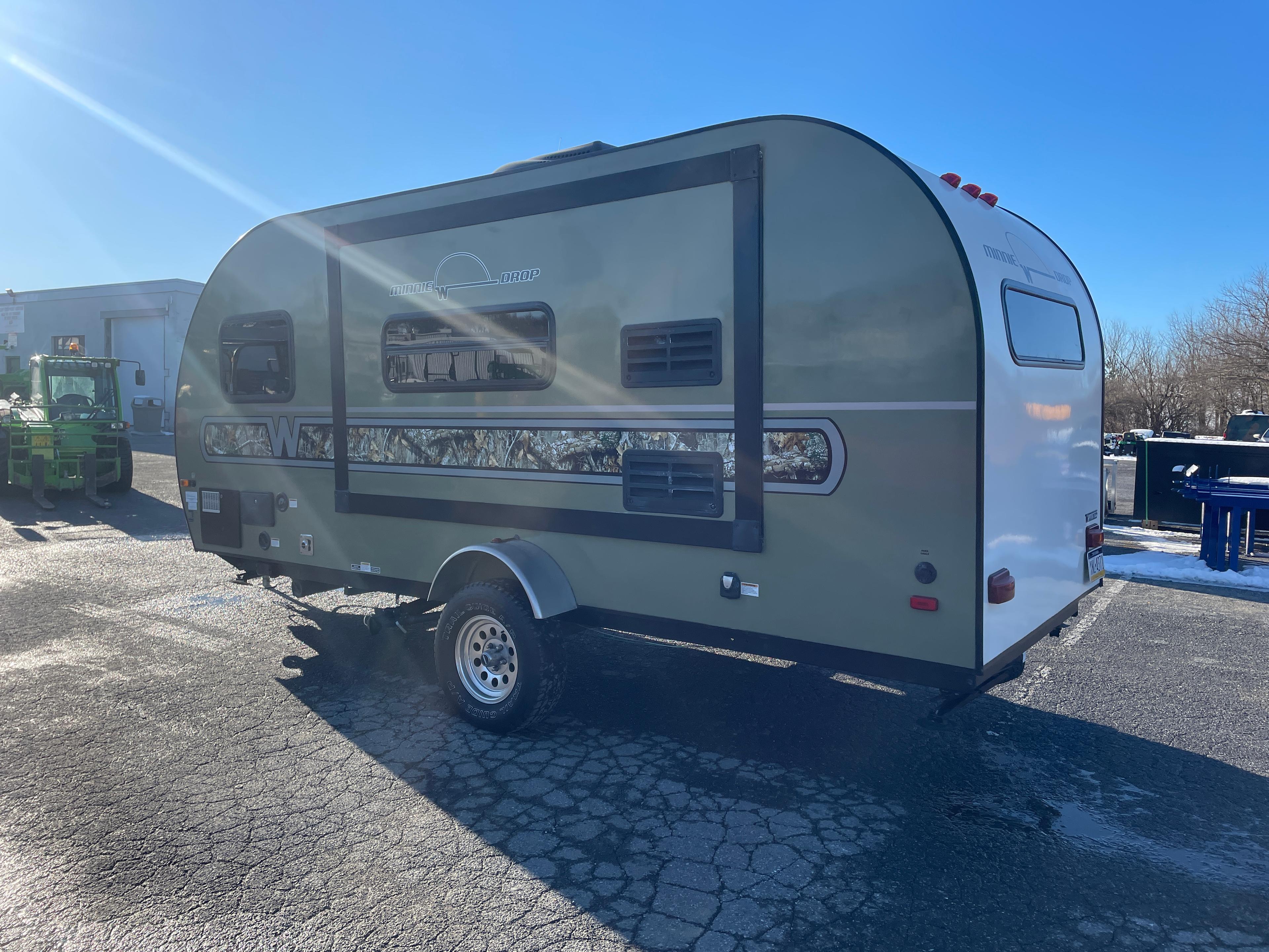 2018 Winnebago 18' Bumper-Pull Camper