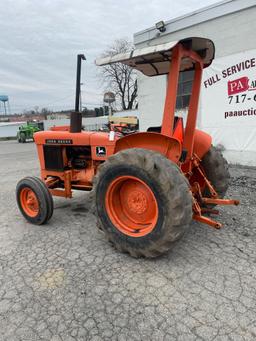 John Deere 2010 Tractor