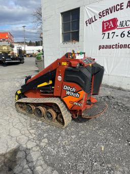 2022 Ditch Witch SK800 Stand On Skid Loader