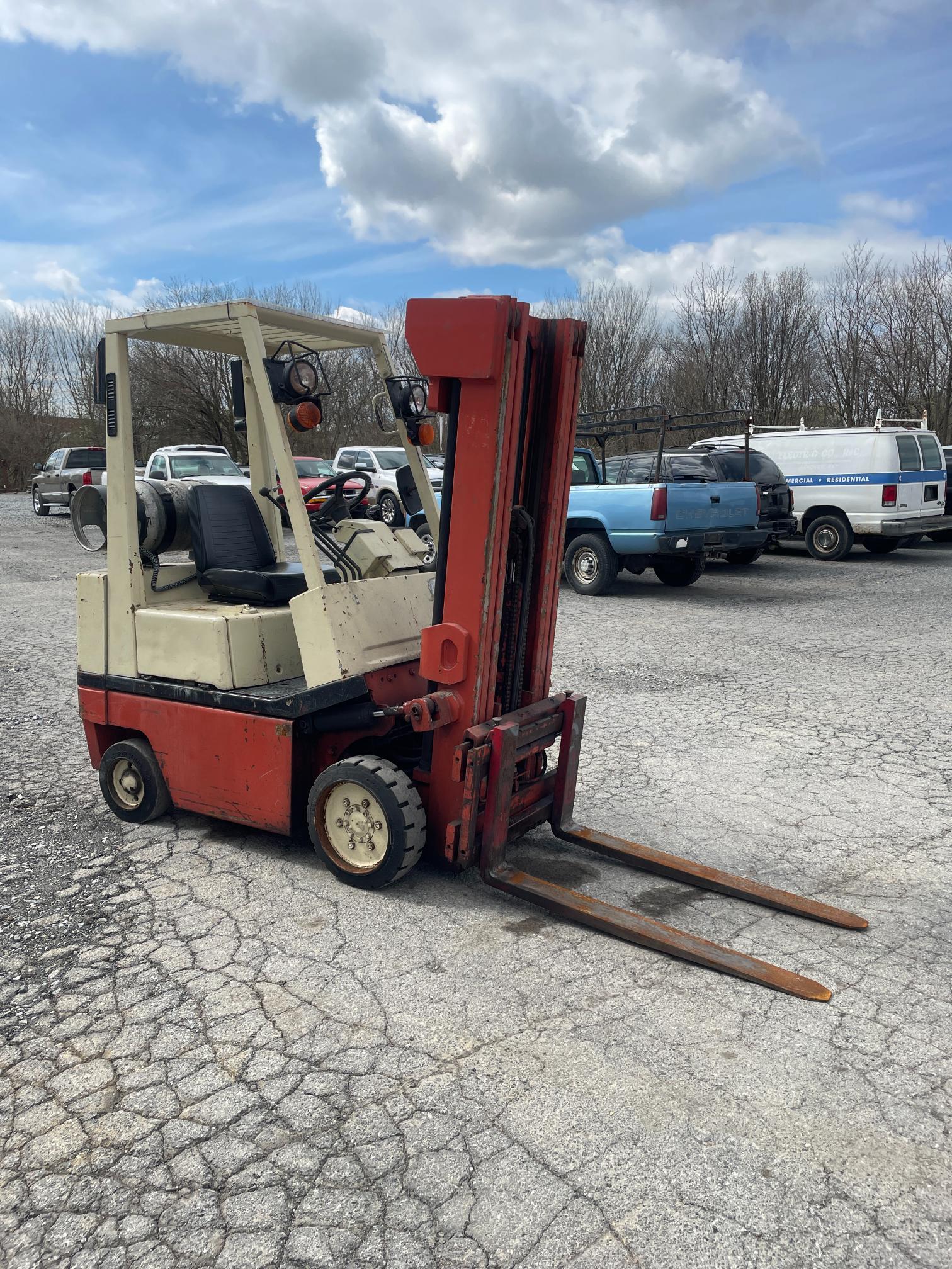 Nissan 3000lb LP Forklift