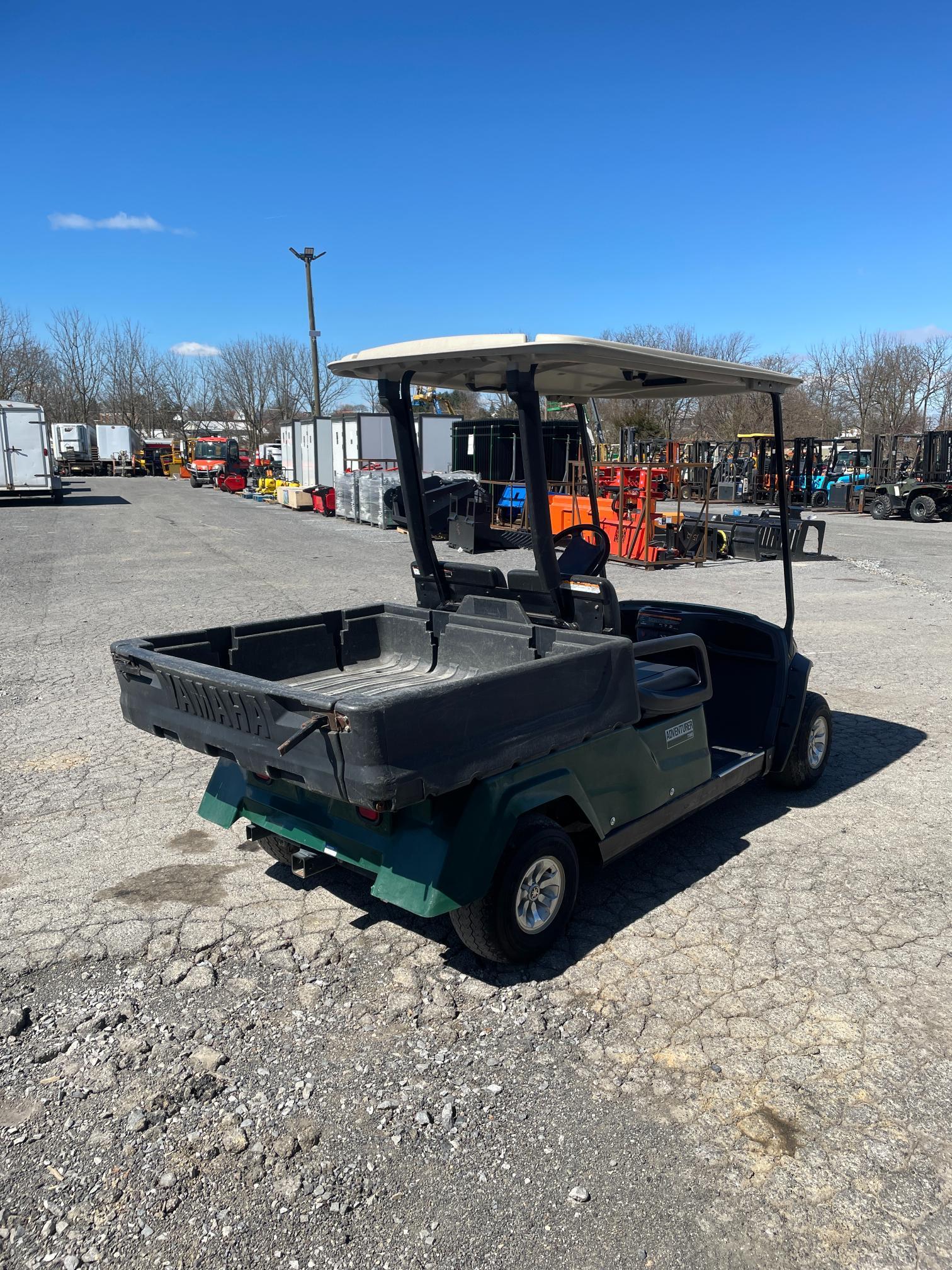 2013 Yamaha Adventure Golf Cart