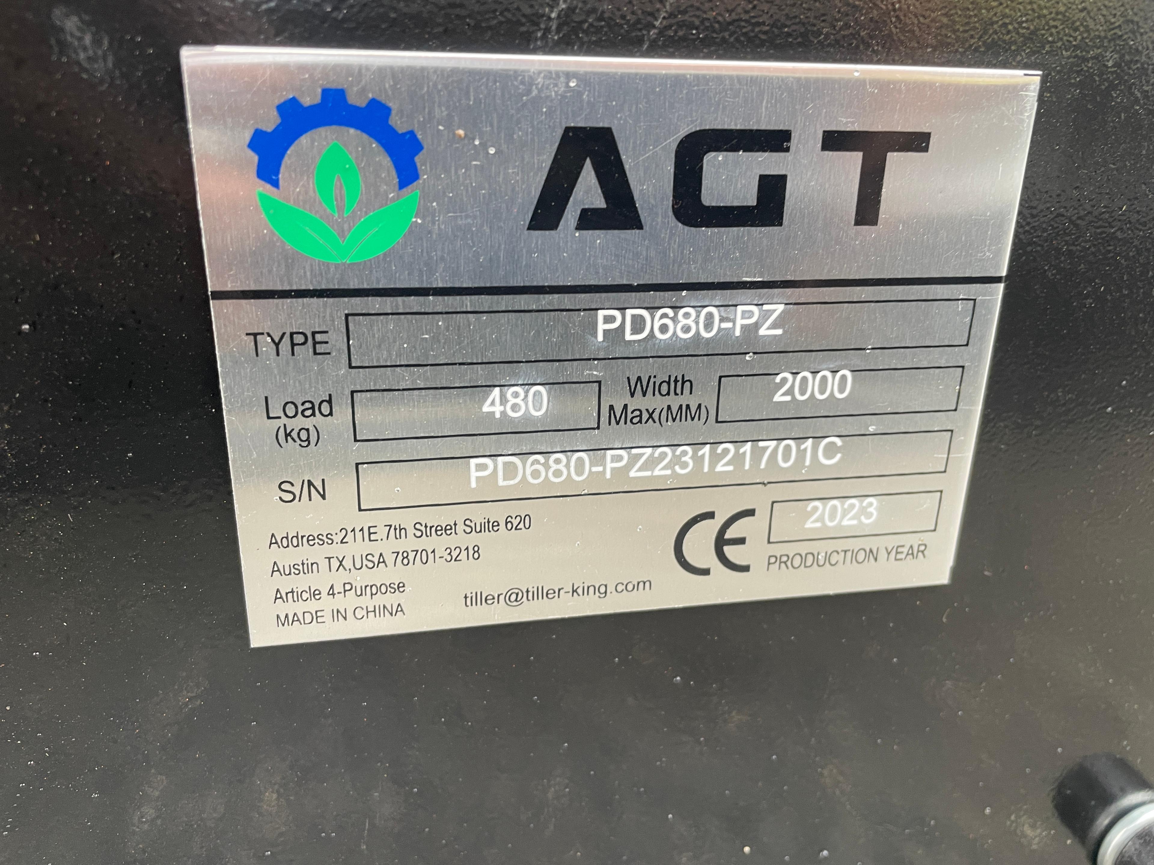New AGT 680 Quick Attach Post Driver
