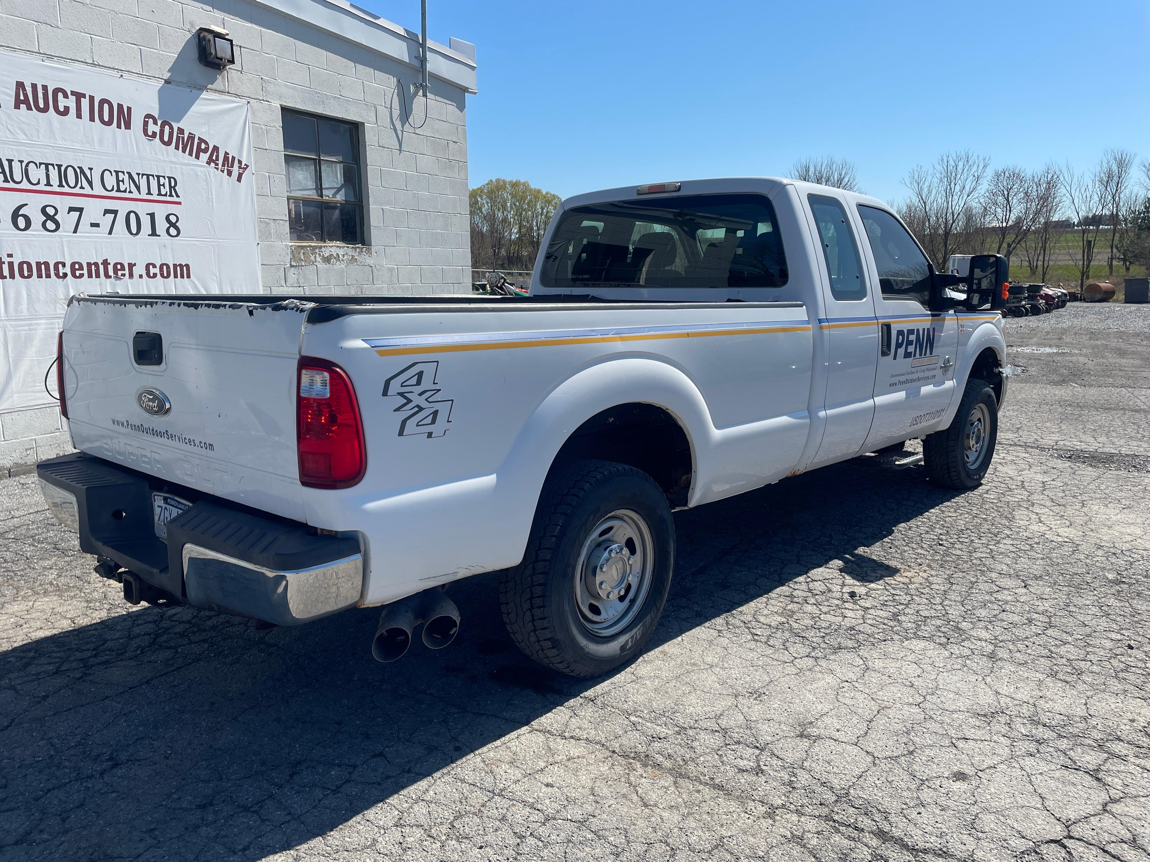 2011 Ford F-250 4X4 Pick Up Truck