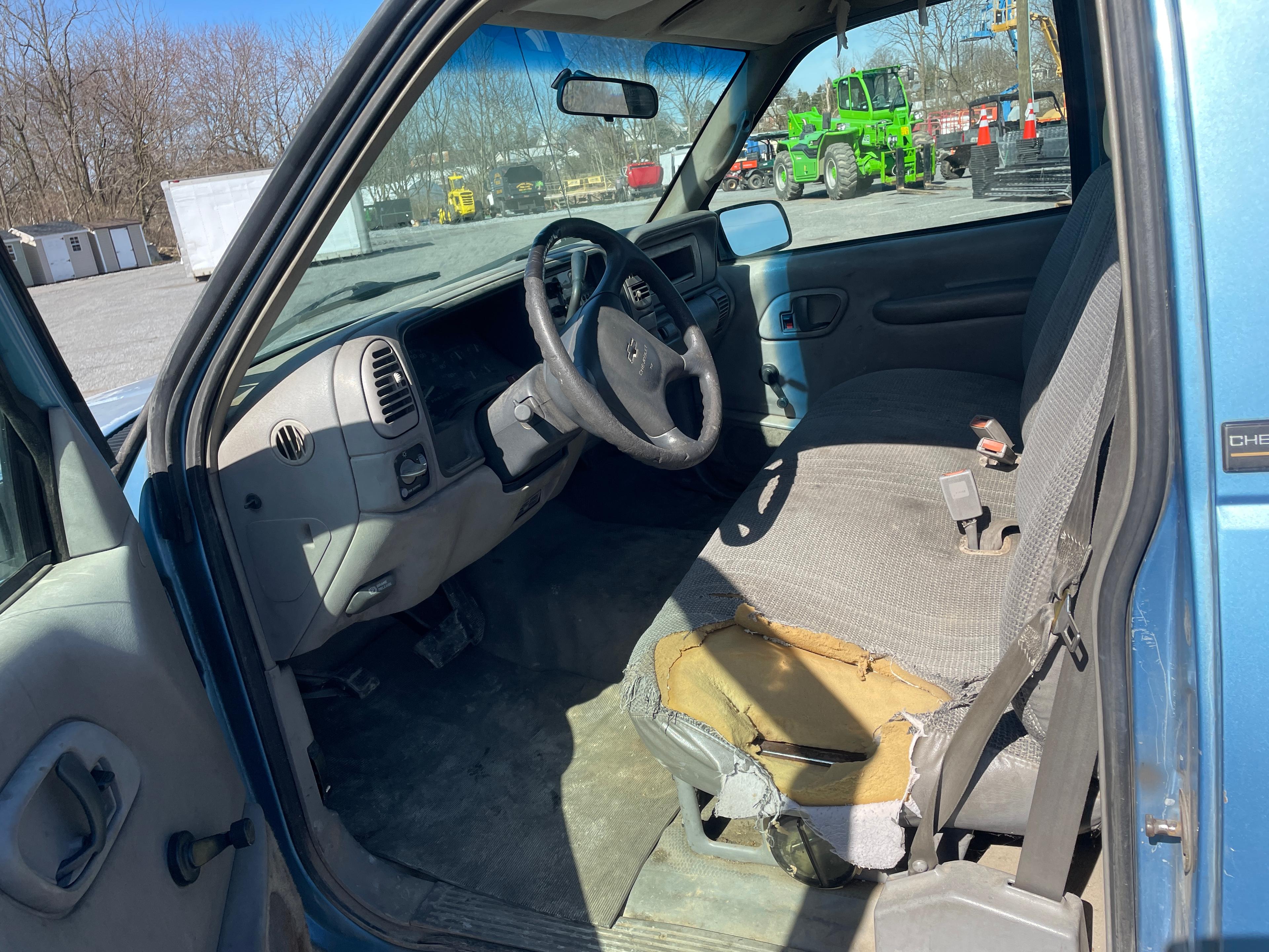 1997 Chevy 2500 Pick Up Truck W Ladder Rack