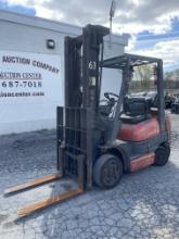 Toyota 5,000 Ib LP Forklift