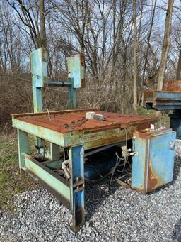 Used Terminal 64"X64" Hydraulic Roller Table