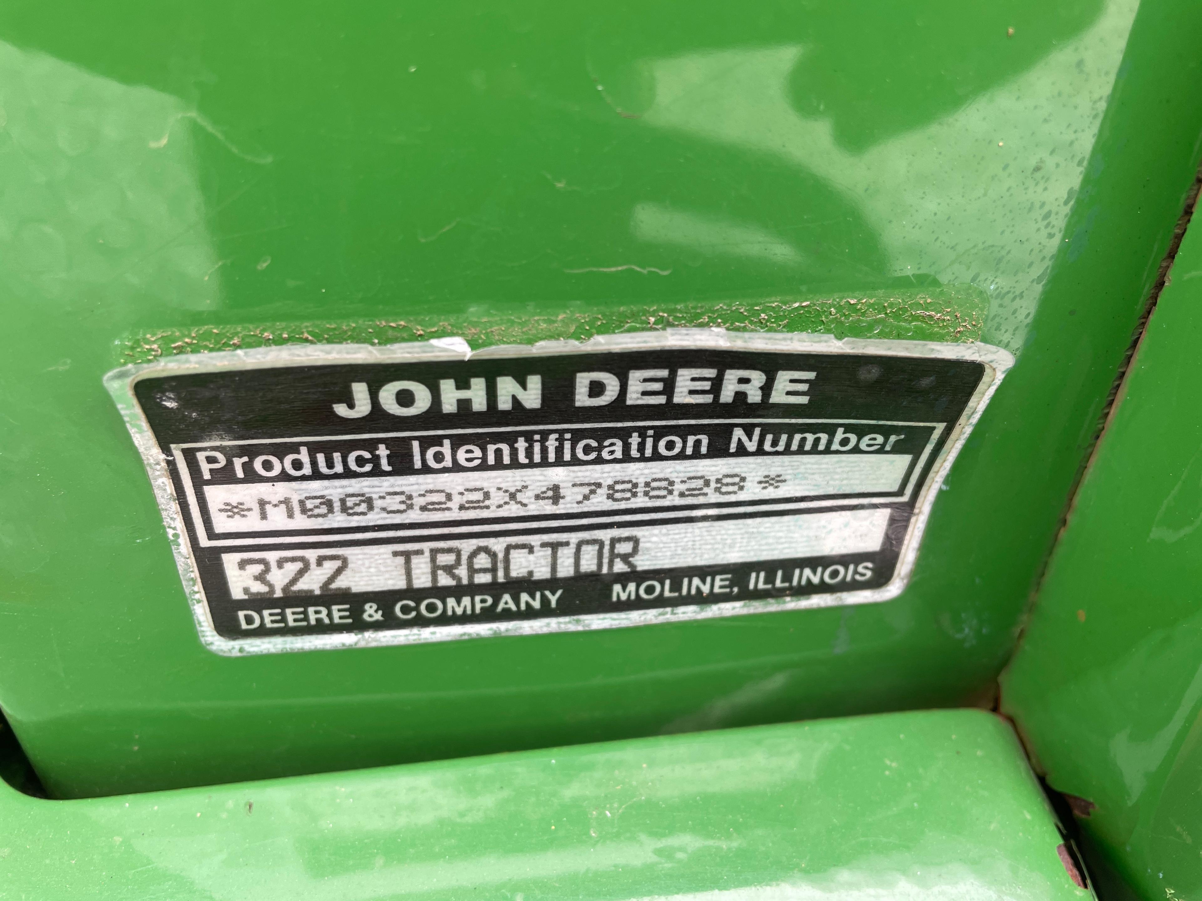 John Deere 322 Hydrostatic Lawn Tractor