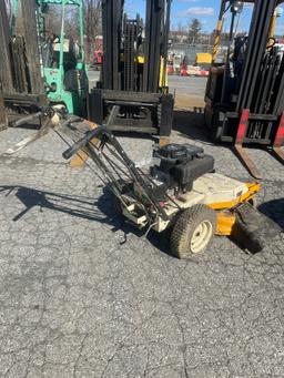 Cub Cadet 933E Walk Behind 32" Mower