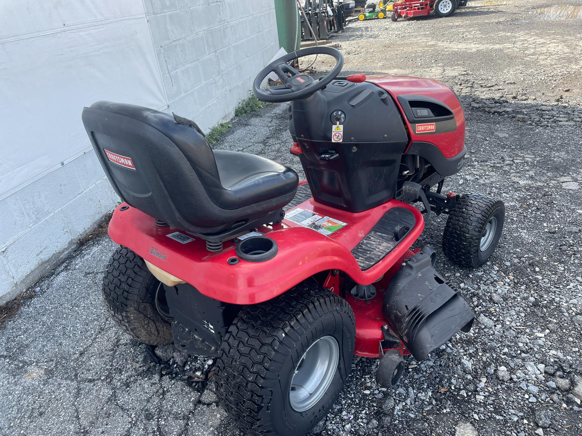 Craftsman YT-4000 42" Hydrostatic Lawn Tractor