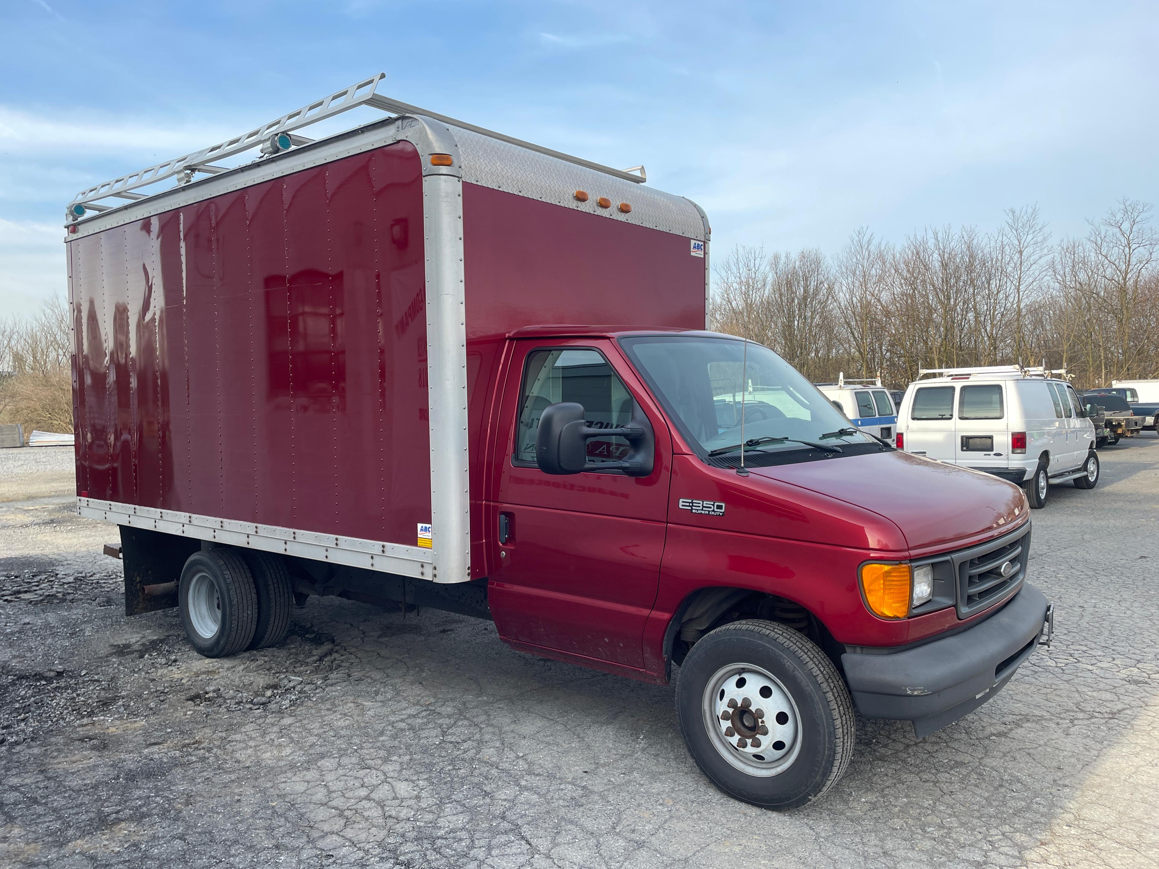 2004 Ford E-350 Super Duty 14' Box Truck